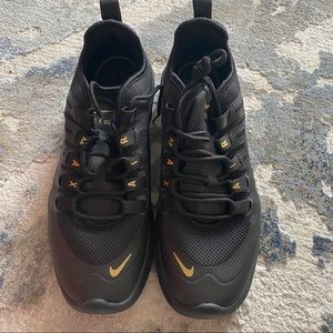 Nike Air Max Axis 5Y Black and Gold